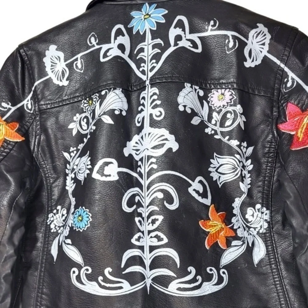 NEW Blank NYC Secret Keeper Faux Leather Embroidered Painted Jacket in Black - Picture 9 of 14